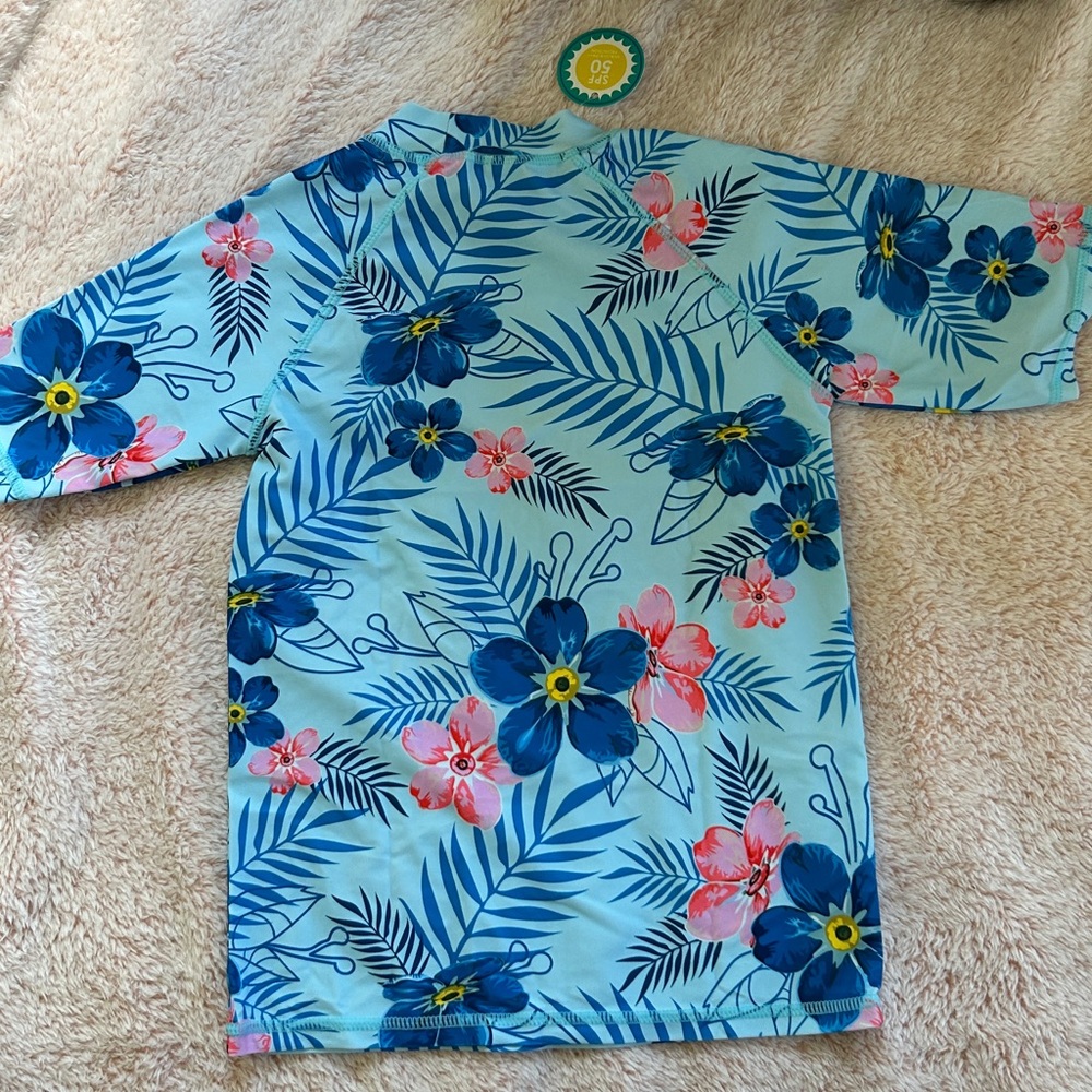 Childs Rash Guard SPF 50 - Picture 3 of 3